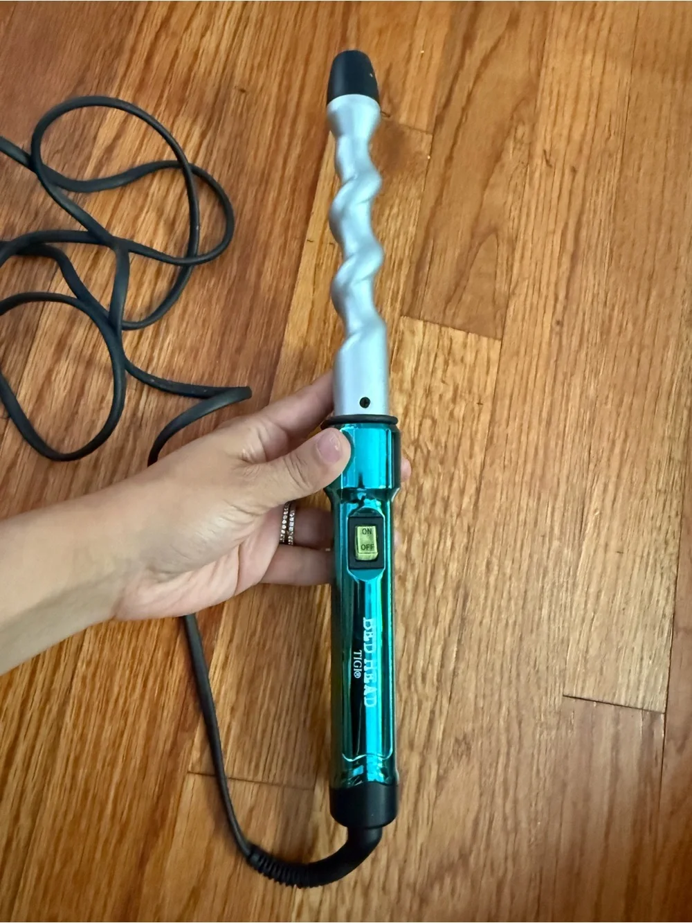 BedHead Tigi Curlipops Ceramic teal curling wand iron Model - BH350